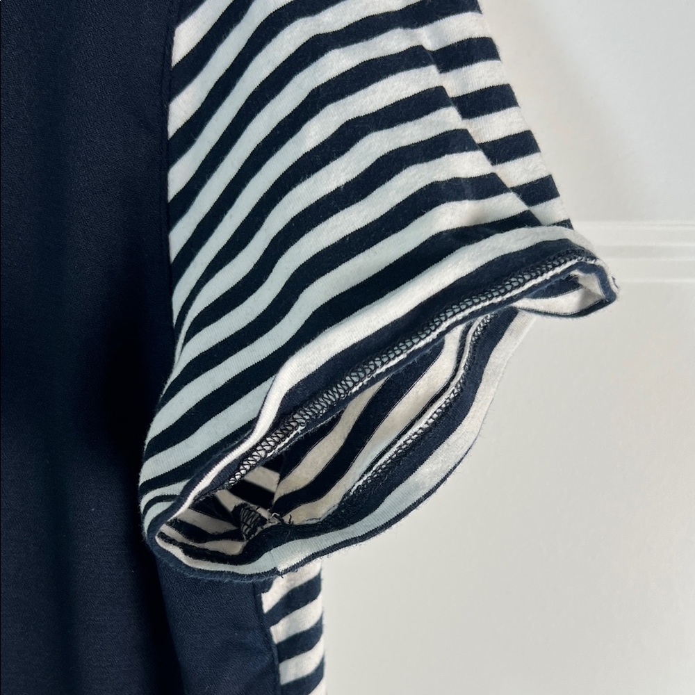 Very cute! MARELLA Navy Shift Dress with Black and White Striped Sleeves - Picture 4 of 12